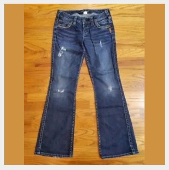 Silver Women's Frances W26/L31 Boot Cut Jeans - Picture 2 of 5